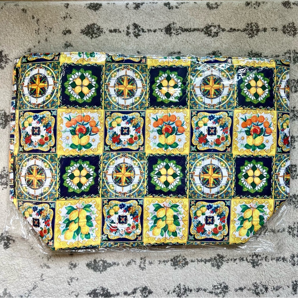 2/$15 | Lemon Print Tote Bag